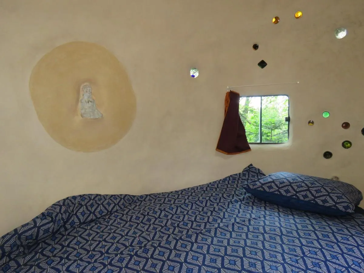 Country house Kerterre, Petit Nid Des Petites Pyreneees Guest House Sainte-Croix-de-Volvestre